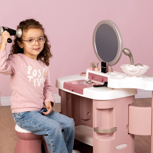 Accesorii interactive cu lumină și sunet