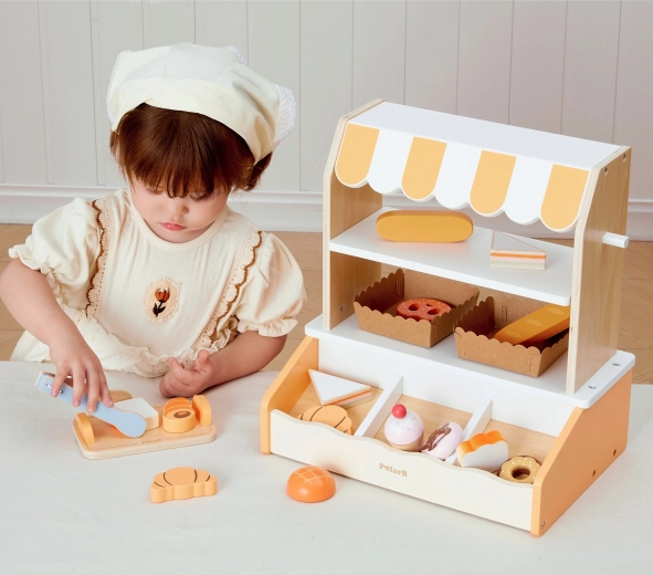 Magazin realist cu organizare clară