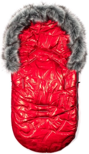 Blăniță detașabilă pe glugă