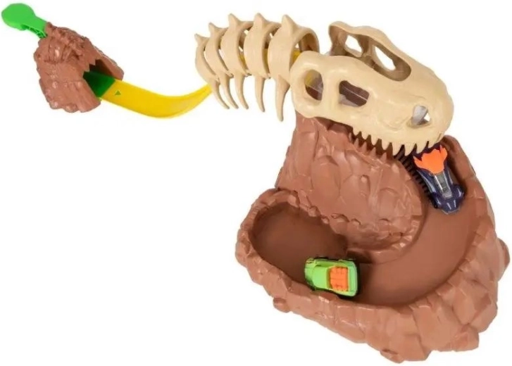 Cursă palpitantă prin gura dinozaurului