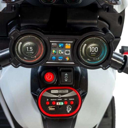 Panou multimedia și funcții educative