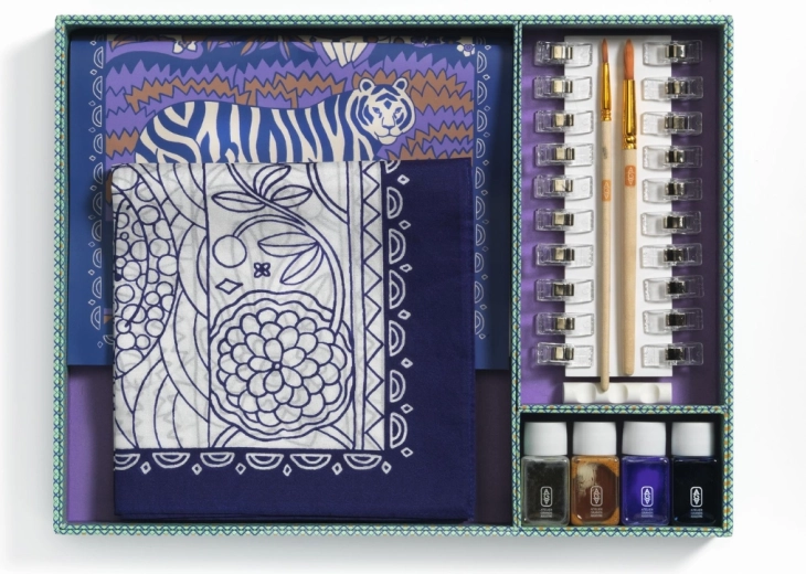 Set artistic complet în ambalaj elegant