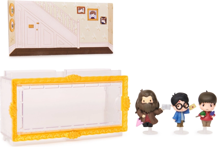 Mini figurine detaliate cu accesorii