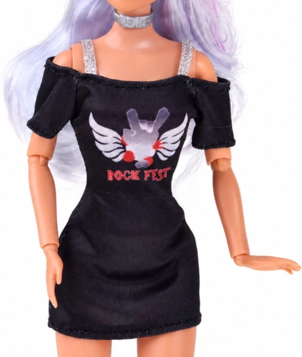 Ținută punk rock spectaculoasă