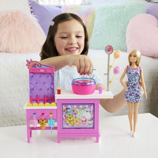 Păpușa BARBIE „Malibu” într-o ținută stilată