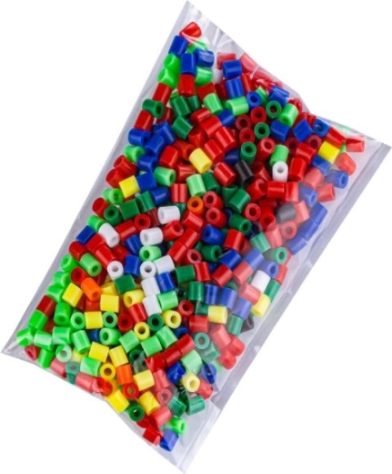 O mulțime de mărgele colorate pentru creații
