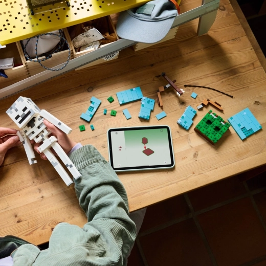 Construcție distractivă cu aplicația LEGO Builder