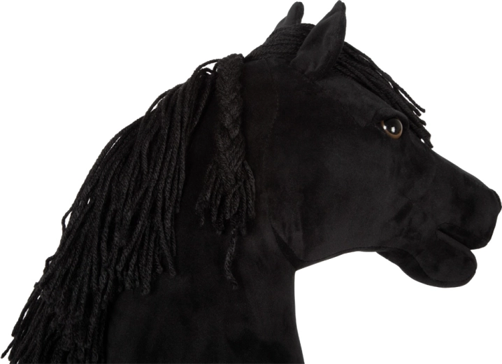 Cap moale și detalii realiste