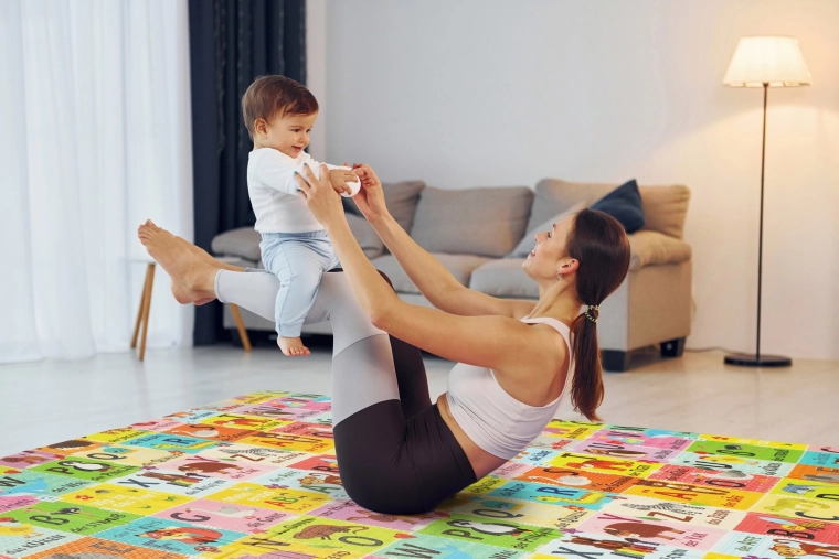 Pliabil, ușor și cu geantă pentru transport facil