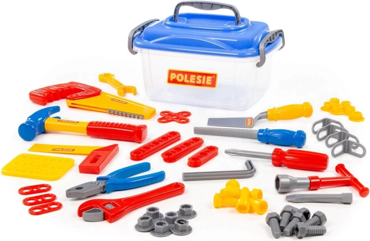 Echipare completă pentru micul meșter