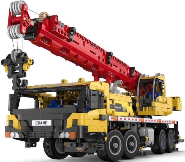 Braț telescopic cu troliu și cârlig