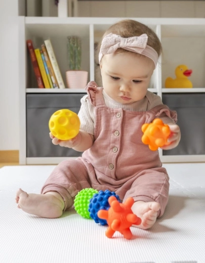 Fără orificii – joacă curată și igienică, inclusiv în apă