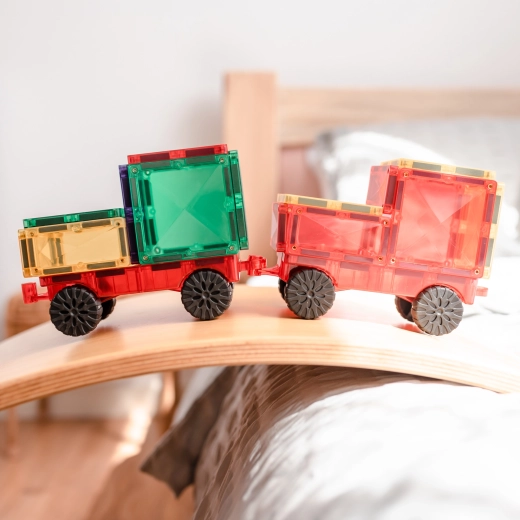 Construcție magnetică care își păstrează forma