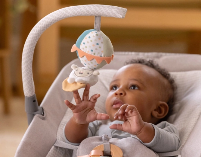 Bară distractivă pentru dezvoltarea simțurilor