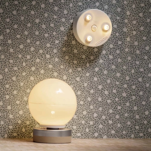 Becuri LED cu temporizator de 15 minute