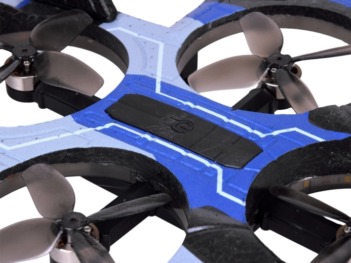 Construcție ușoară și rezistentă cu LED