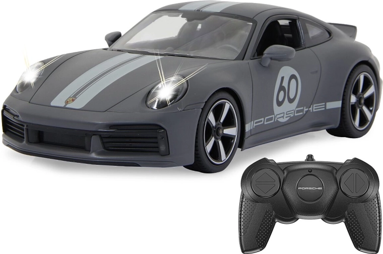 Finisaj fidel al modelului Porsche licențiat