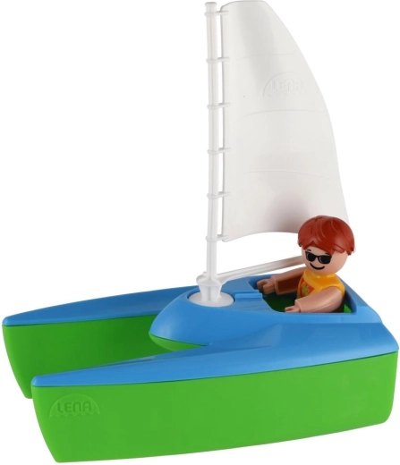 Două ambarcațiuni cu figurine
