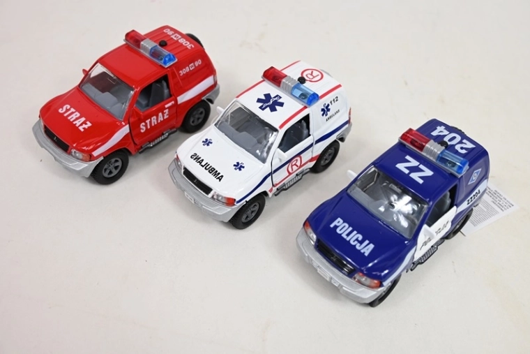 Mașină de intervenție off-road cu lumini și sunete (poliție / ambulanță / pompieri)