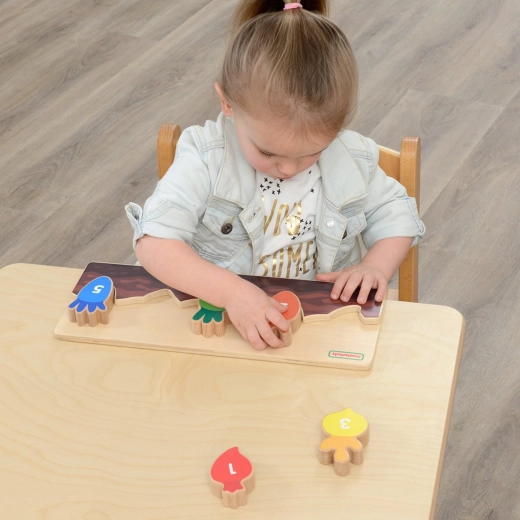 Susține motricitatea fină și logica