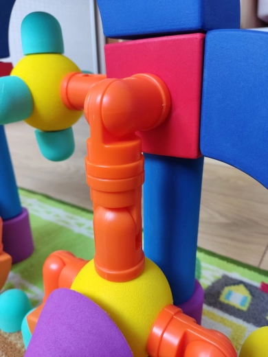 Piese mari, ușor de apucat, și elemente rotative