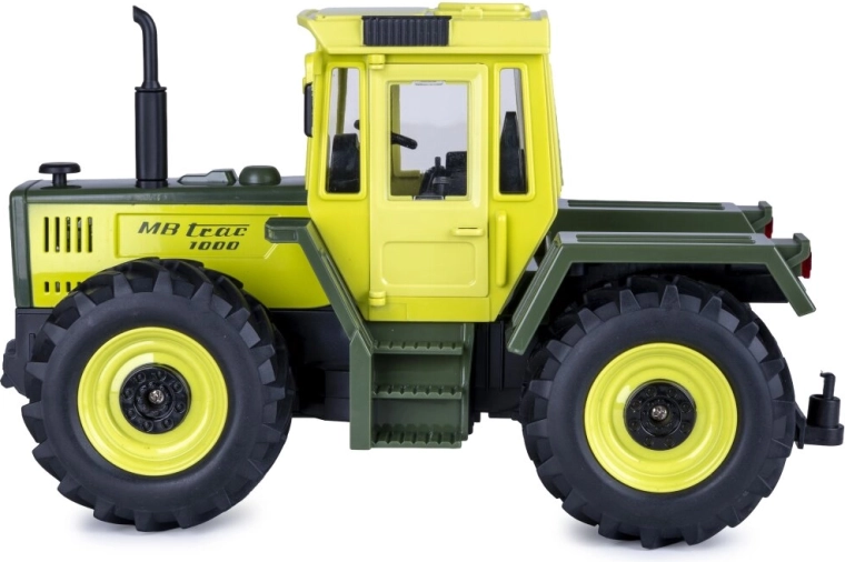 Finisare realistă a tractorului