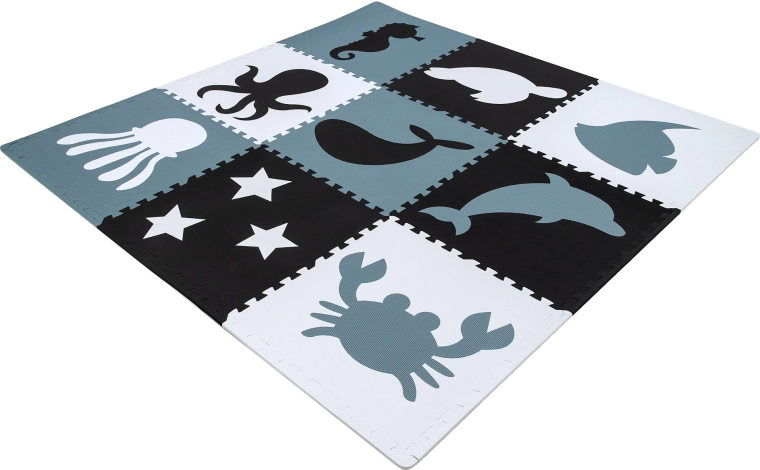 Joacă moale și sigură pe o suprafață mare