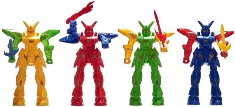 Patru eroi, distracție de patru ori