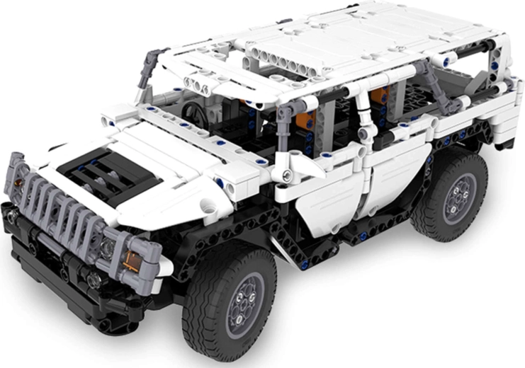 Construcție care distrează și dezvoltă