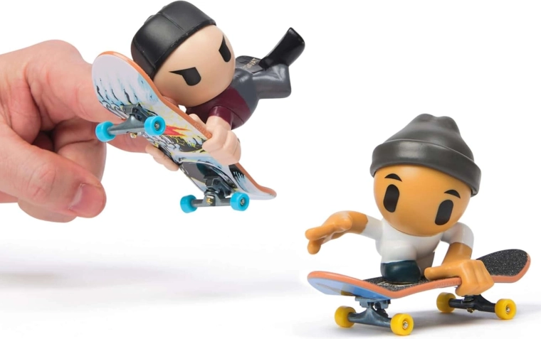 Tech Deck Sk8 Crew – set de fingerboarduri și figurine, seria 1