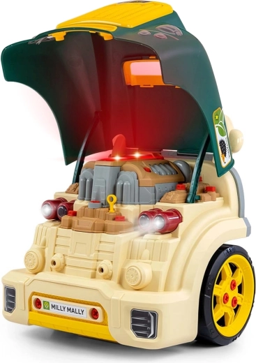 Capotă care se deschide și motor realist