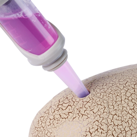 Crăpare realistă a cojii și momentul surprizei