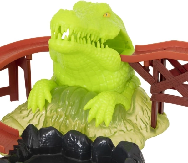 Obstacol palpitant: fălci de crocodil