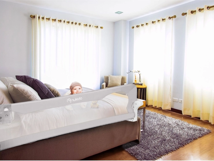 Construcție din oțel robust și plasă respirabilă