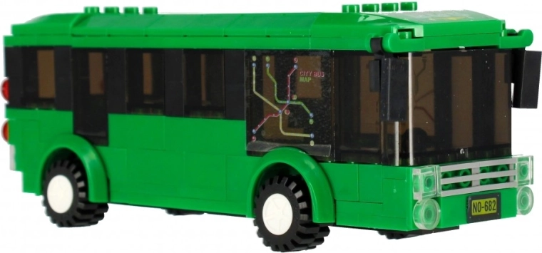 Autobuz urban realist, plin de detalii