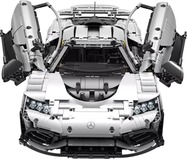 Funcții realiste ca la un hypercar autentic