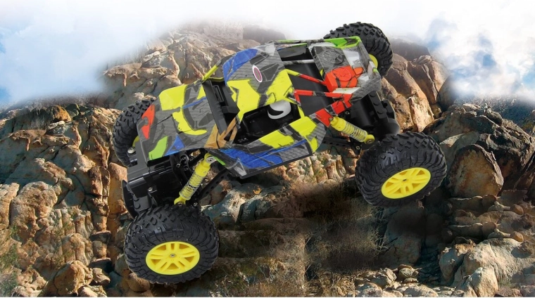 Tracțiune 4x4 și două motoare pentru teren real