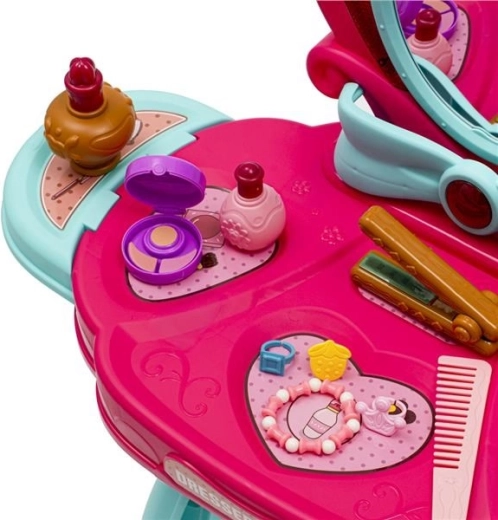 Set bogat de accesorii pentru joacă creativă