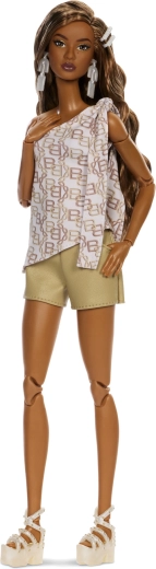 Corp Made to Move pentru poziții realiste