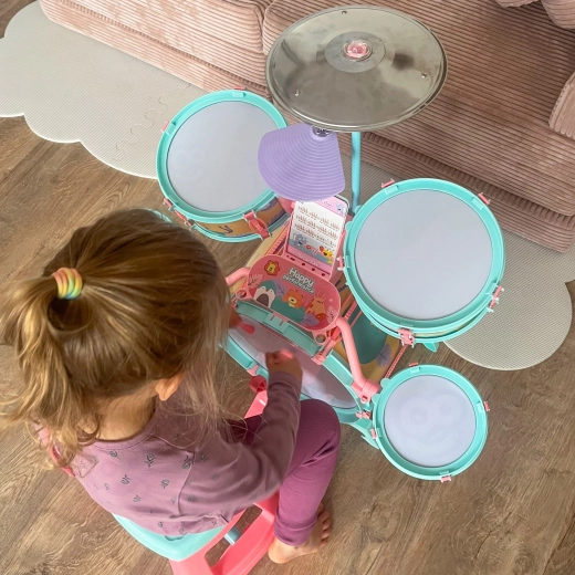 Joacă muzicală plină de creativitate