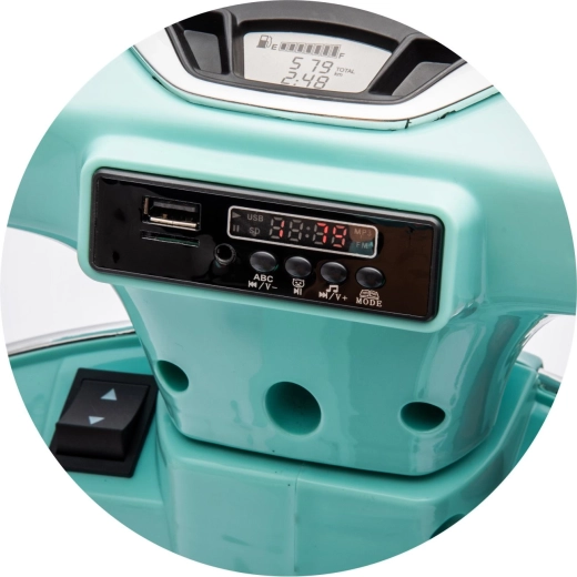 Panou muzical și portbagaj