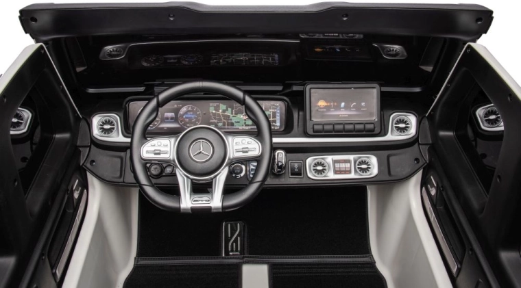 Control ca într-o mașină reală