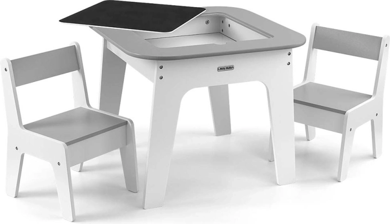 Spațiu de depozitare ascuns sub placă