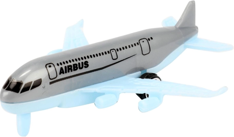 Trei avioane pentru micii piloți