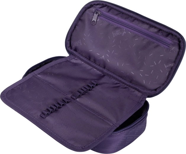 Organizare inteligentă cu buzunare și prinderi elastice