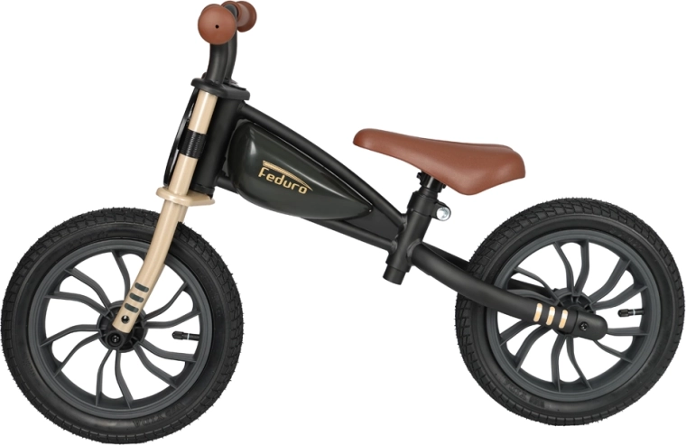 Aspect de motocicletă pe placul copiilor