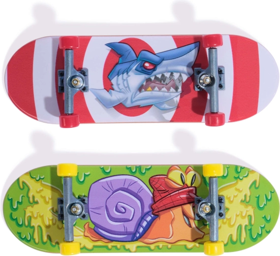 Două fingerboarduri cu design realist