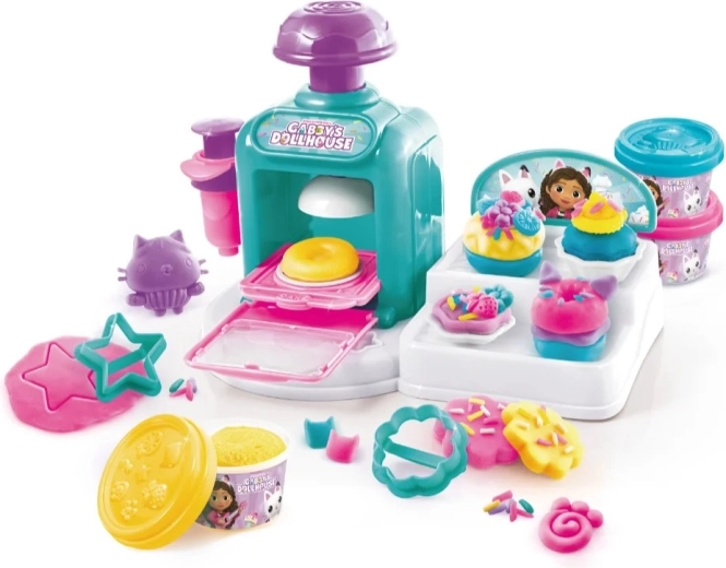 Creează și „coace” din plastilină ca într-o adevărată cofetărie