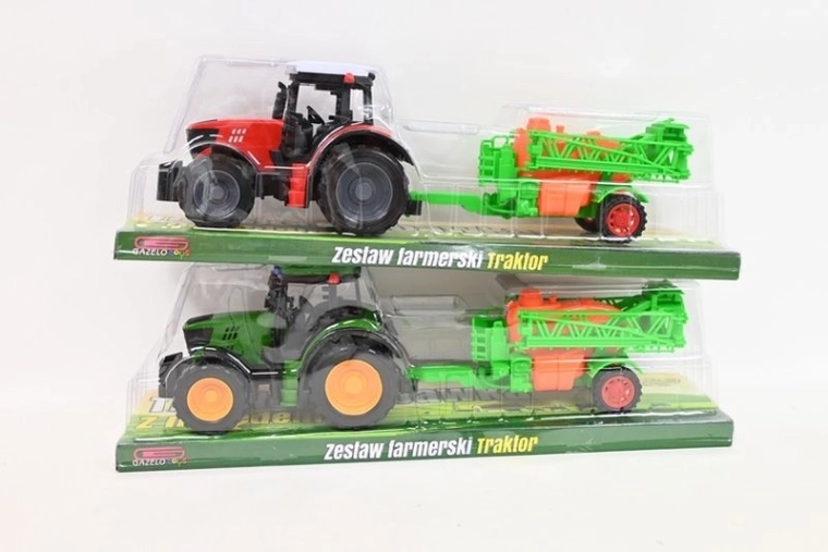 Tractor cu utilaj agricol