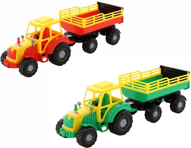 Tractor Altaj cu remorcă